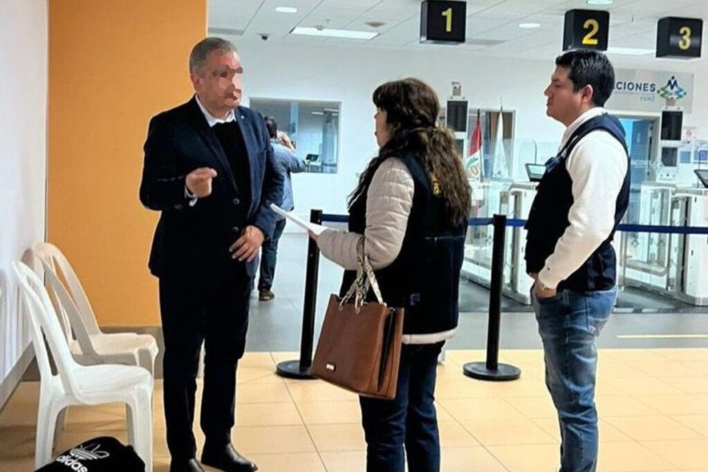 Ciudadano iraní detenido por presunta conspiración terrorista.