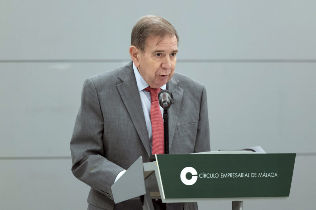 El opositor venezolano Edmundo González Urrutia, exiliado en España, durante su participación este lunes en un foro.