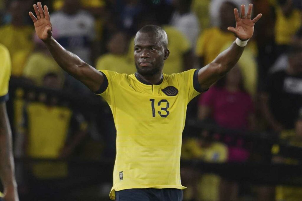 Enner Valencia en el estadio Monumental en las eliminatorias al Mundial 2026.