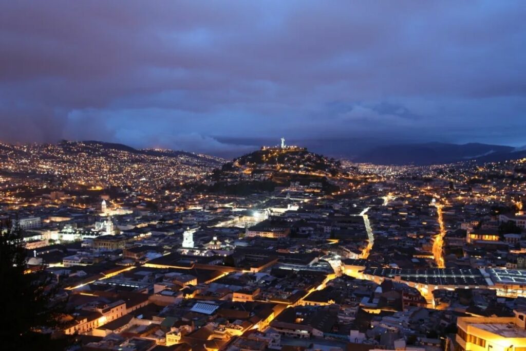 Quito festeja su aniversario de fundación con eventos masivos y fiestas de barrio