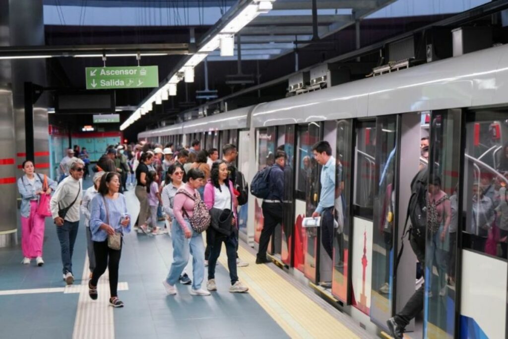El Metro de Quito es una opción para cruzar la ciudad.