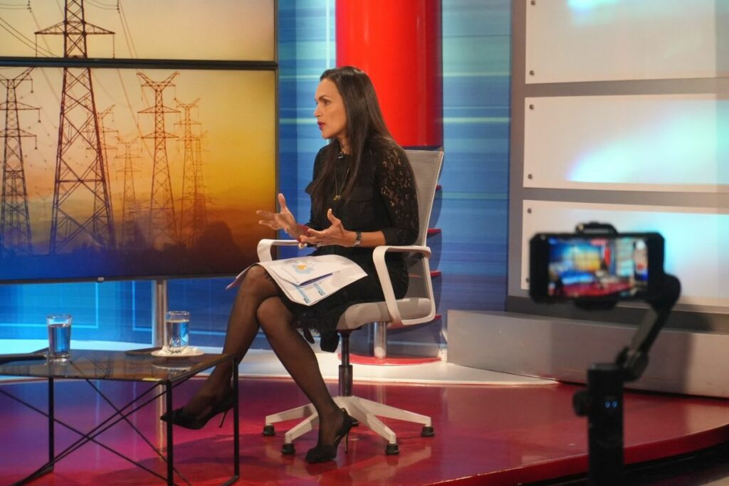 Ministra de Energía habló sobre la crisis energética.