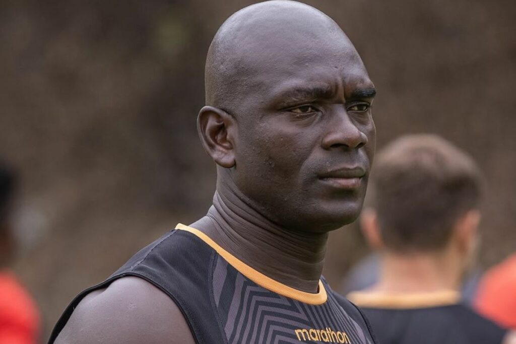 Segundo Alejandro Castillo en un entrenamiento de Barcelona SC como DT.