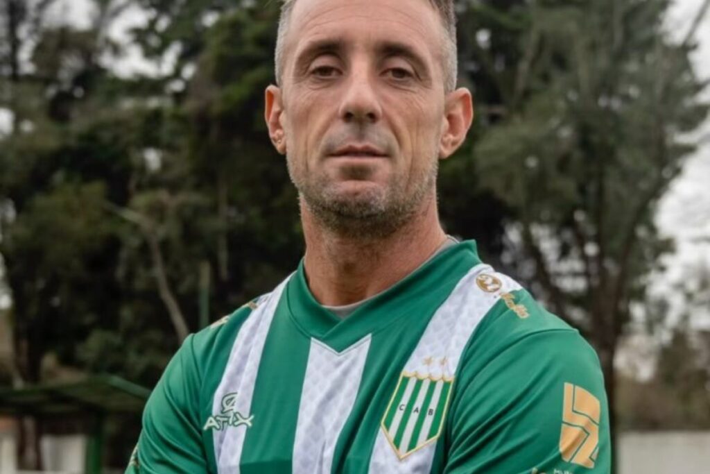 Damián Díaz juega en Banfield de su natal Argentina.