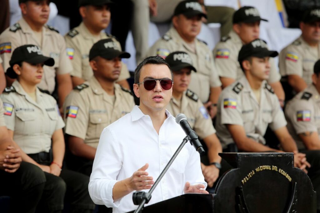 El presidente Daniel Noboa respondió sobre el ofrecimiento de protección policial para las elecciones 2025.