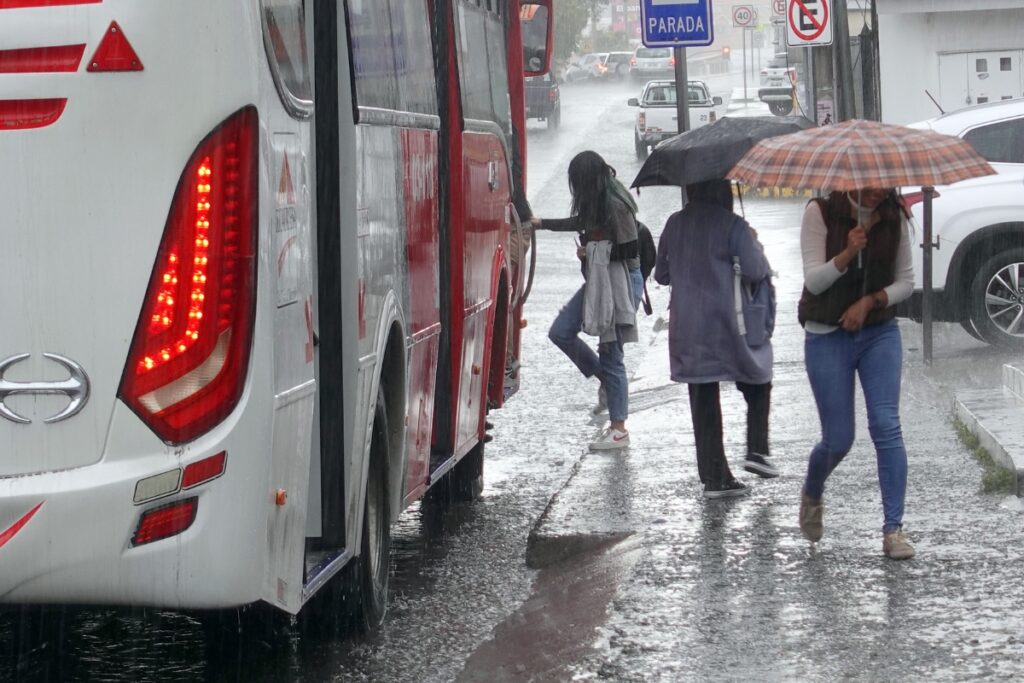 Las lluvias en Ecuador serán de variable intensidad hasta el 23 de diciembre, según el pronóstico del Inamhi.