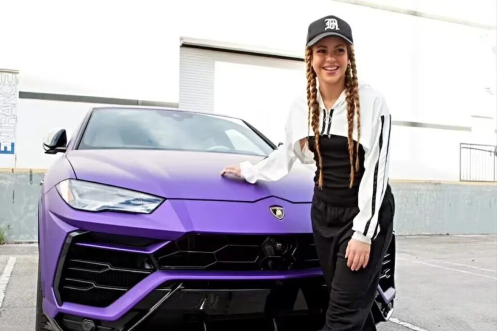 Shakira anunció el ganador del Lamborghini.