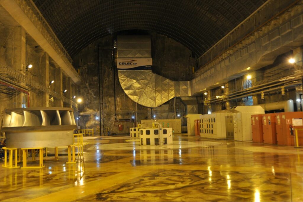 La central hidroeléctrica Mazar cuenta con dos turbinas. Su capacidad instalada es de 170 megavatios. Foto: API