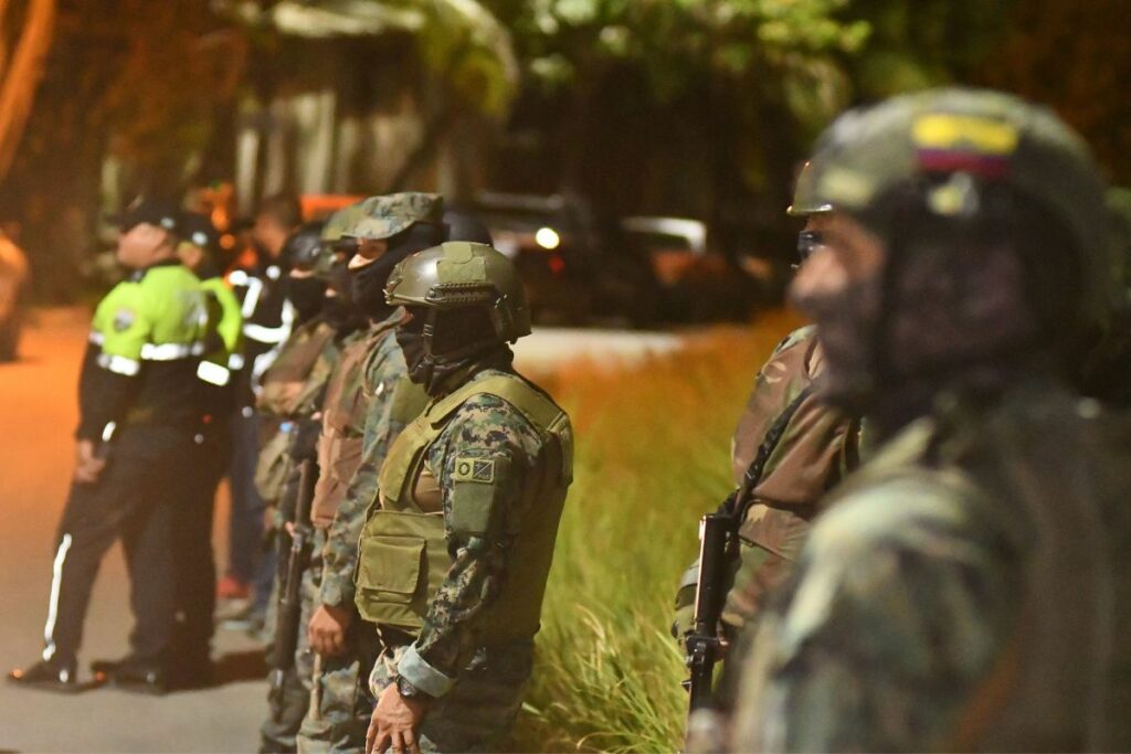 Se establece toque de queda en 22 cantones. Foto: API
