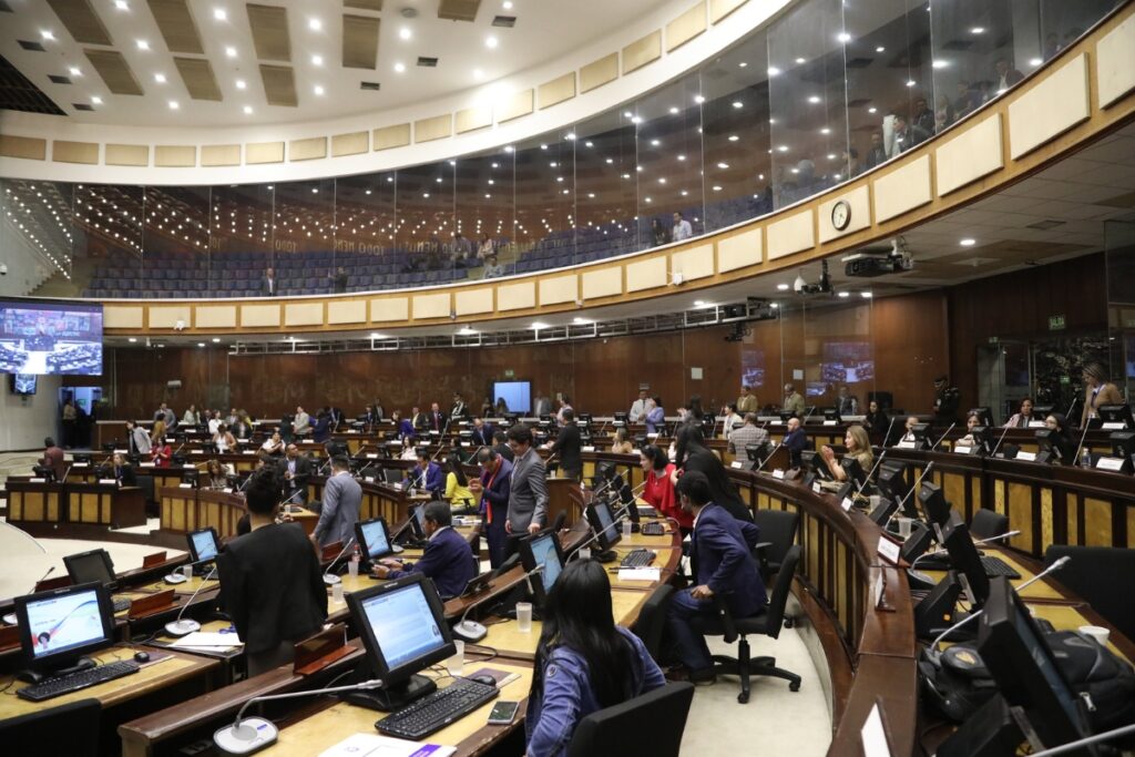 Última sesión del Pleno de la Asamblea Nacional antes de entrar a la vacancia legislativa.