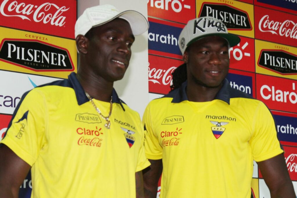 Segundo Castillo (izq.) junto a Felipe Caicedo (der.) antes de coincidir en Barcelona SC.