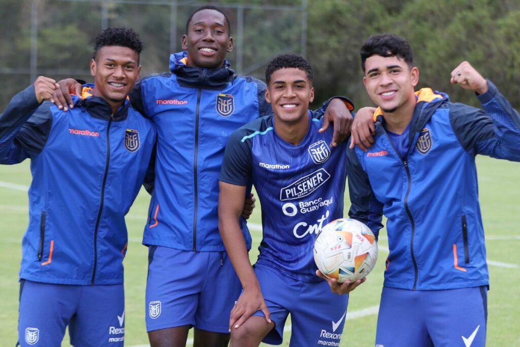 Jugadores de la Selección de Ecuador en uno de sus entrenamientos previos al Sudamericano Sub-20.