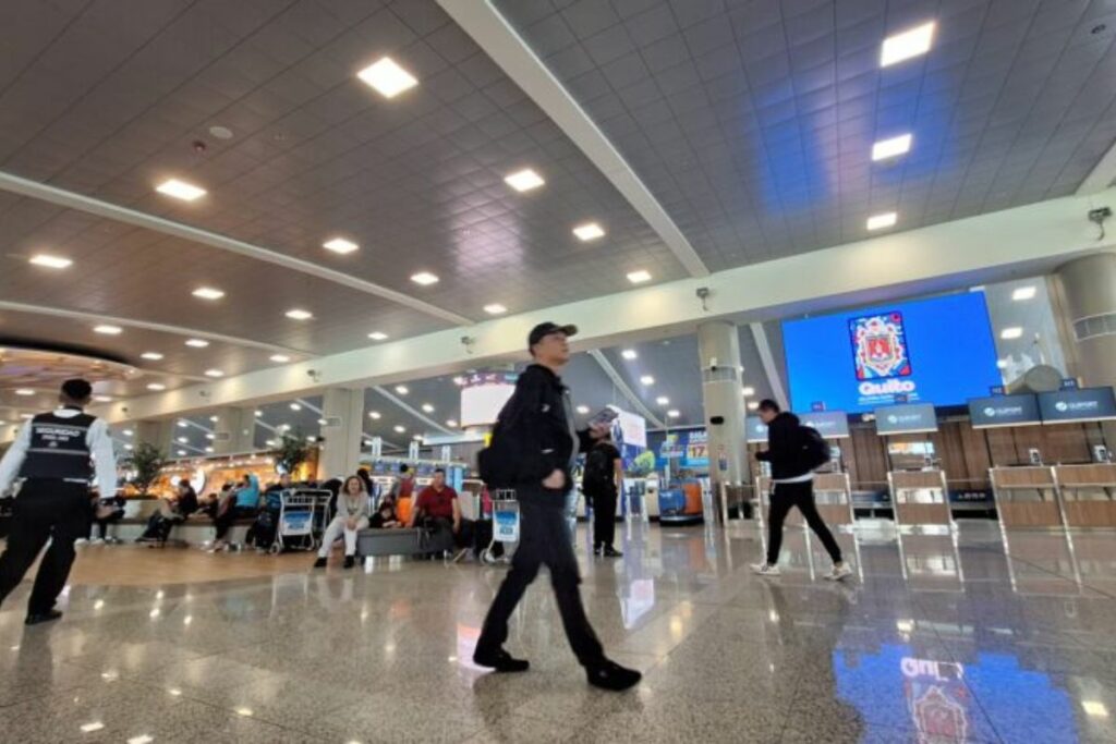 La ampliación del aeropuerto debe terminarse en el último trimestre de este año.
