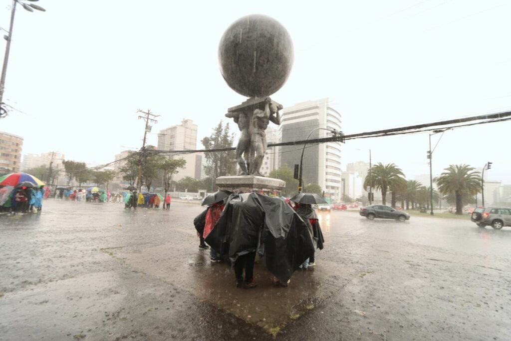 En el norte de Quito, las lluvias aumentaron un 16% en el norte, pero un 40% en el sur durante enero del 2025.