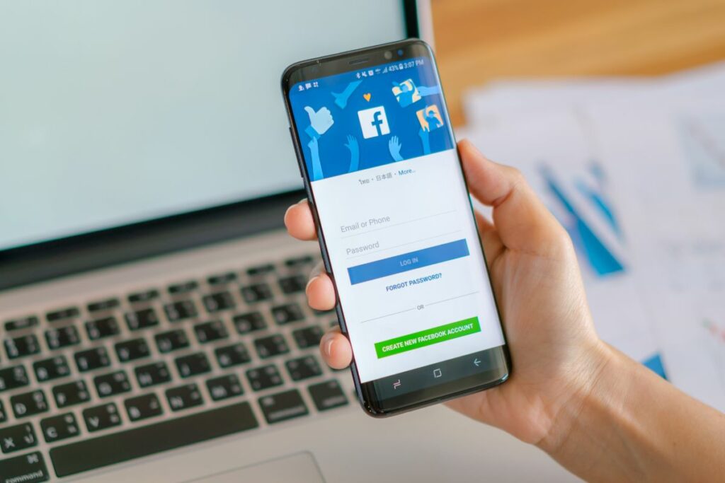 Usuarios de Meta podrán ‘fact-checkear’ publicaciones. Foto: Freepik.