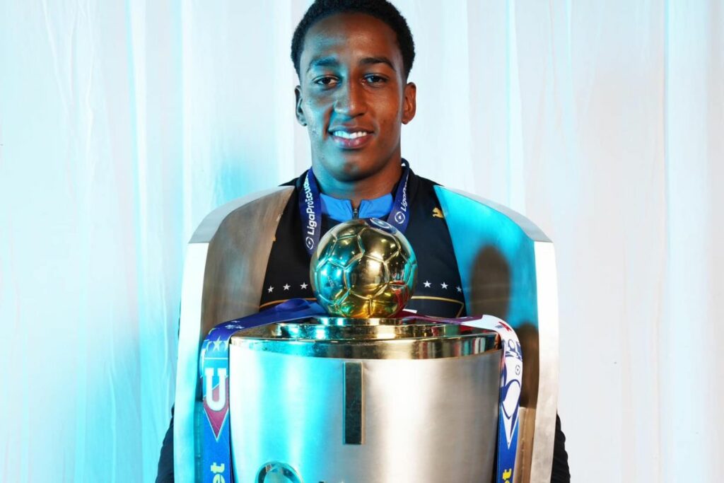 Por su gran nivel, Daniel de la Cruz se ganó una renovación con Liga de Quito.