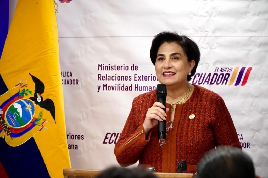 La canciller de Ecuador, Gabriela Sommerfeld, confirmó su asistencia al encuentro en Panamá