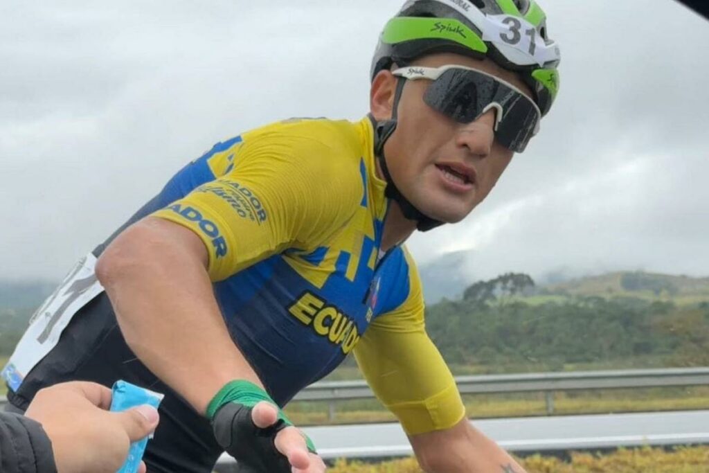 Jefferson Cepeda, ciclista ecuatoriano del Movistar Team, correrá en la contrarreloj individual del Campeonato Nacional de Ruta 2025 en Ecuador.