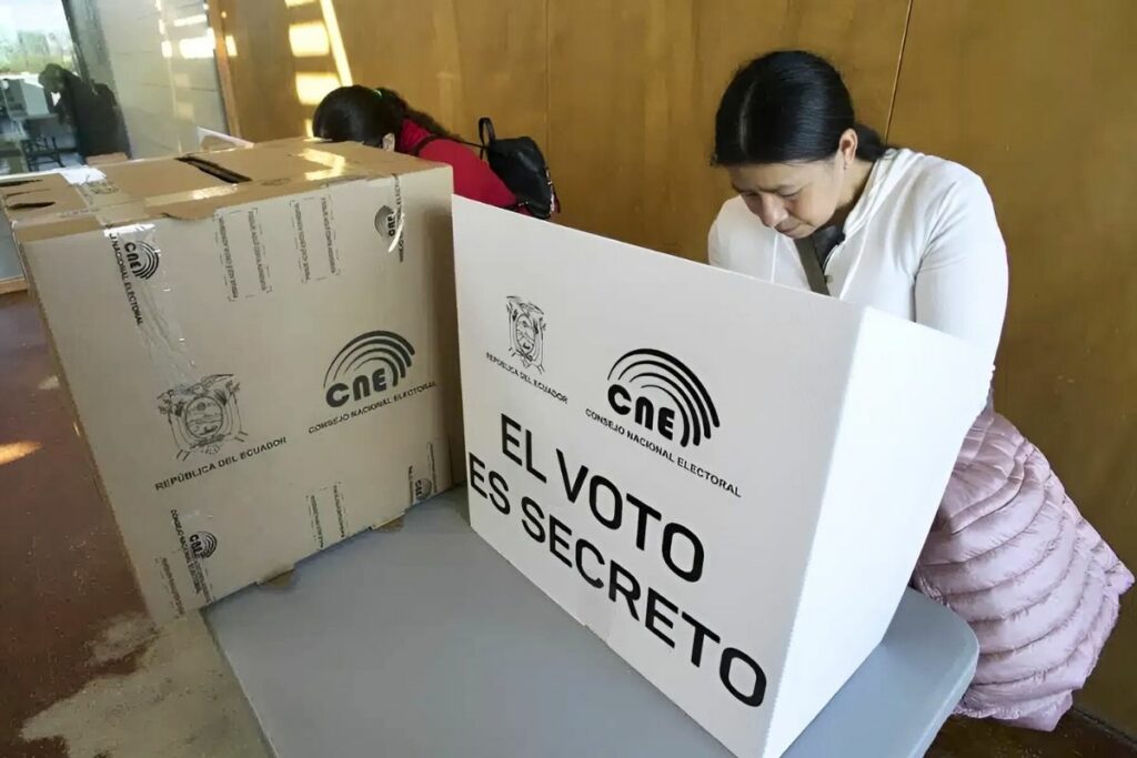 Los ecuatorianos volverán a las urnas este 9 de febrero de 2025