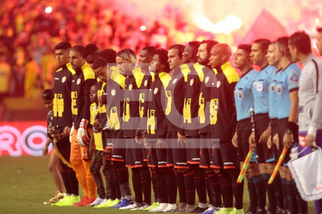 Plantel de Barcelona SC en la Noche Amarilla 2019 en el Monumental.