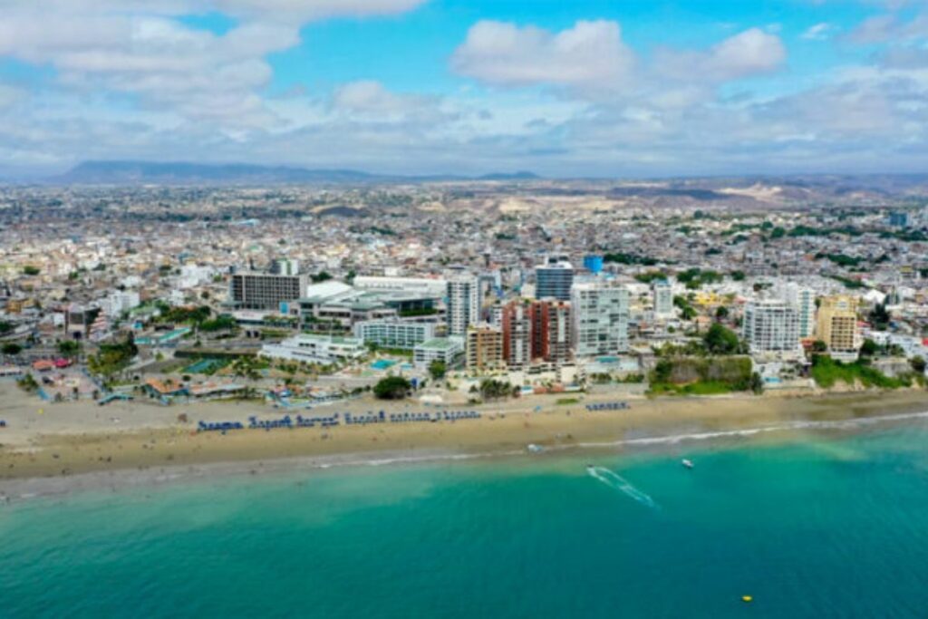 Entre las playas de Manabí están Puerto López, Manta, Crucita y Pedernales. Foto: Cortesía