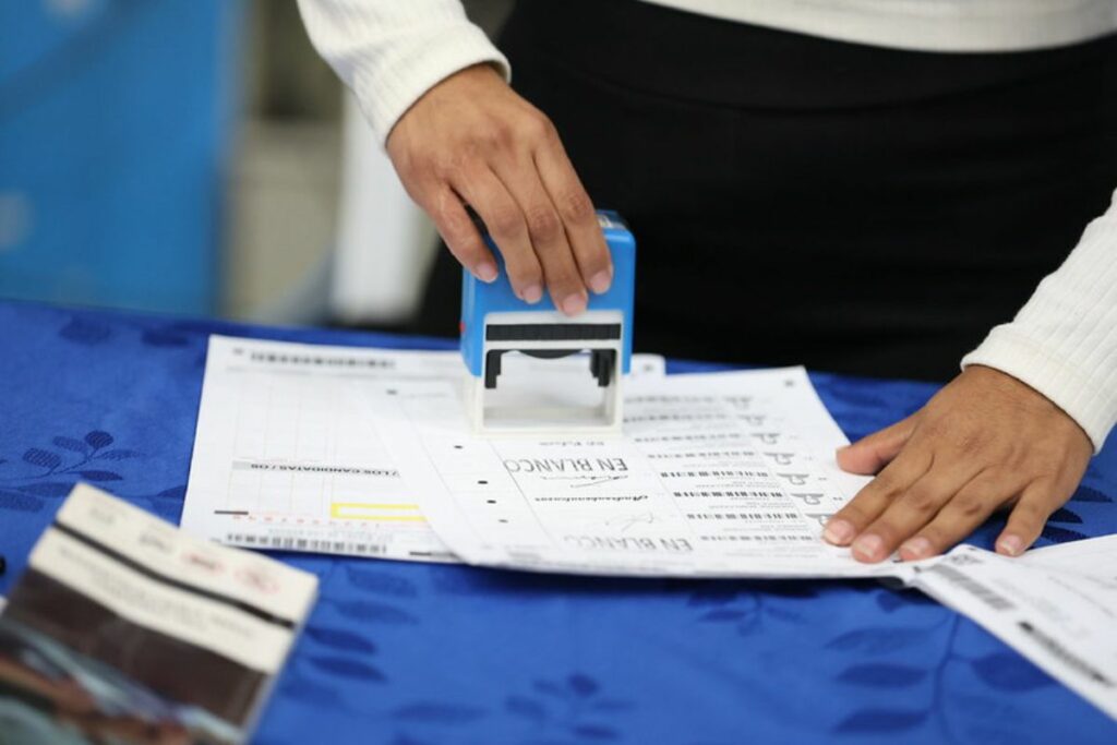 El CNE realizó simulacros antes de las elecciones 2025.