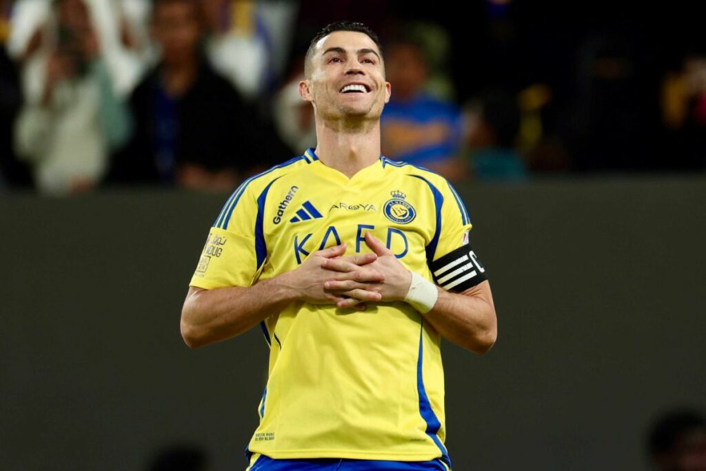 Cristiano Ronaldo celebra un gol con su equipo, el Al Nassr.