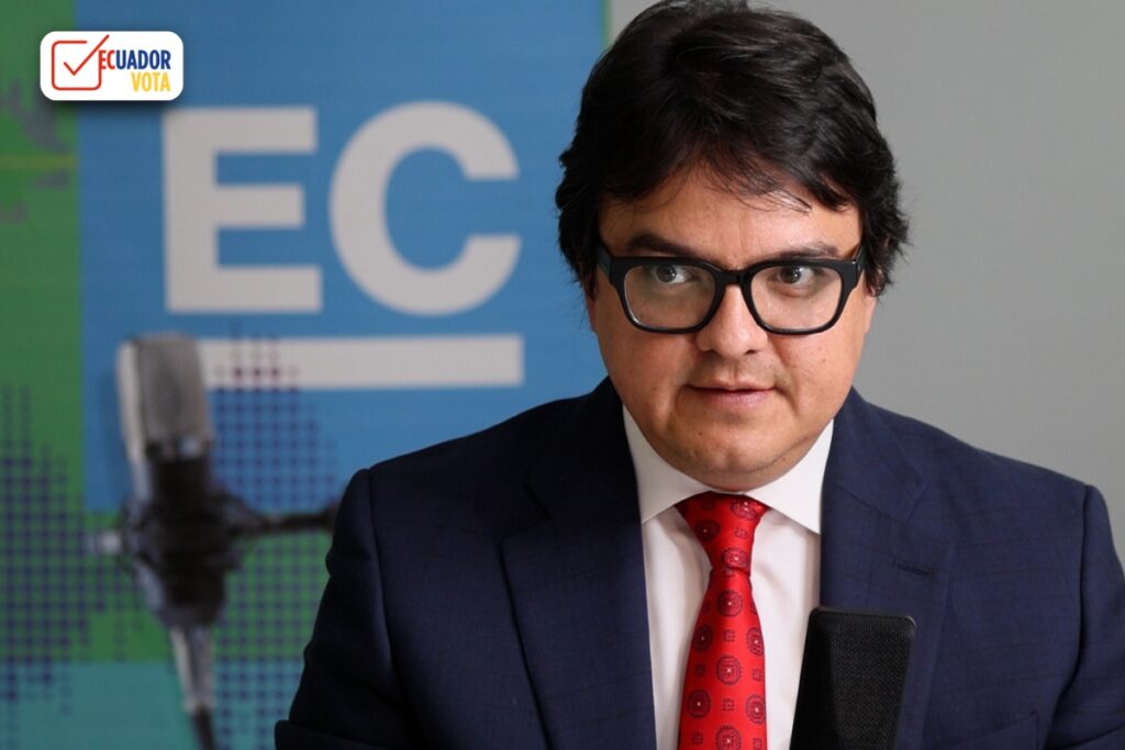 Esteban Ron en una entrevista con EL COMERCIO.
