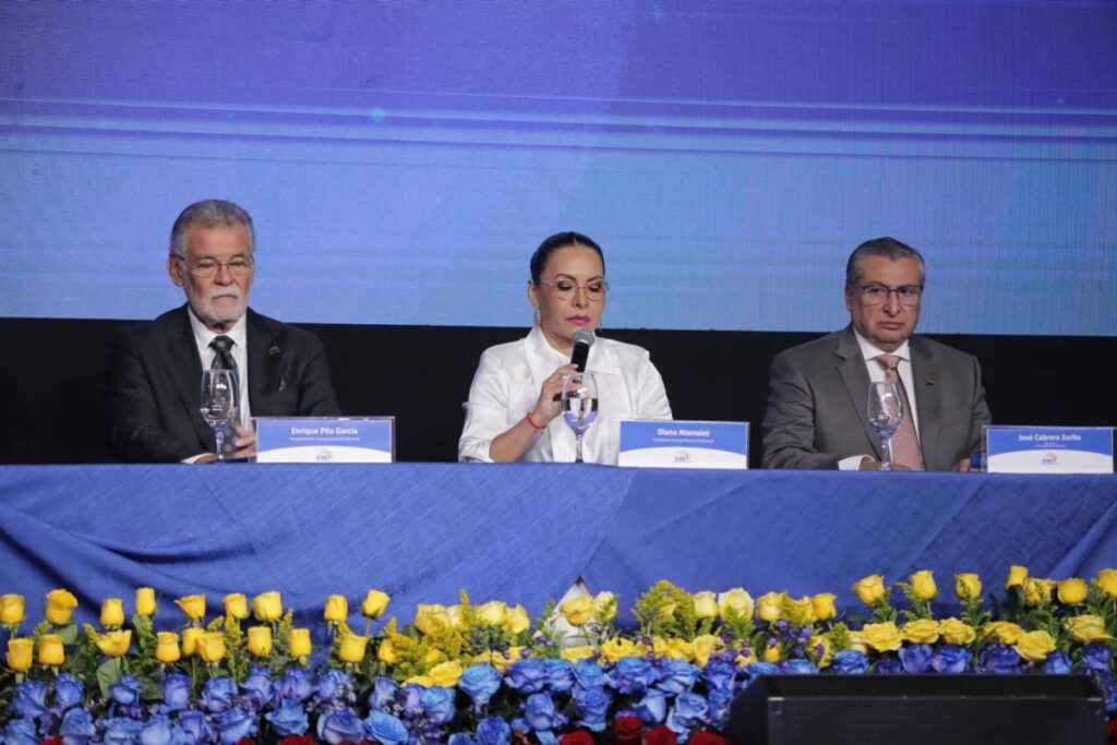 Autoridades del CNE en el Centro de Mando el pasado 9 de febrero de 2025.