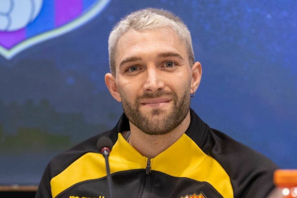 Ignacio de Arruabarrena, arquero de Barcelona SC, en su primera rueda de prensa con el club.