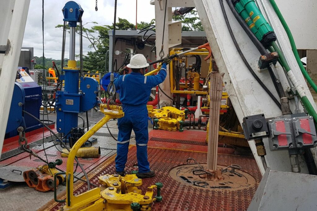 El Campo Sacha tiene más de 50 años en producción y posee un crudo de grado API promedio de 24.9.