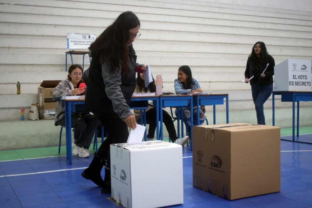 Este 9 de febrero de 2025 se elige a presidente, vicepresidente, asambleístas y parlamentarios andinos, en Ecuador.