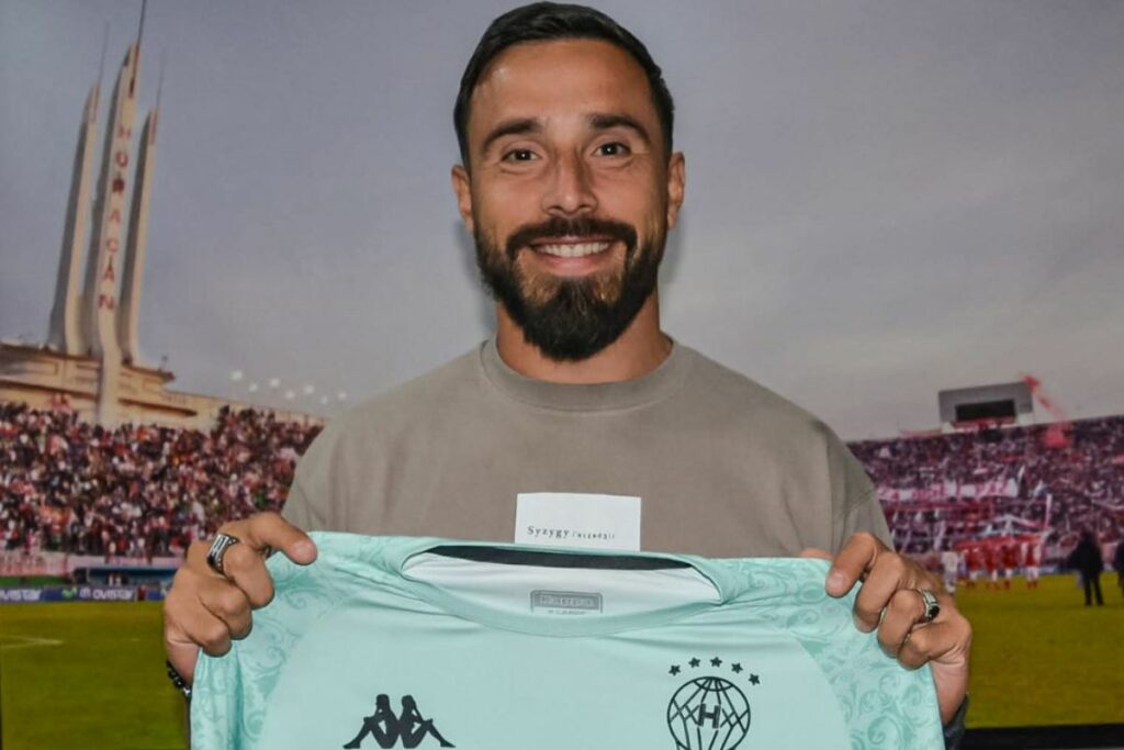 Hernán Galíndez extendió contrato con Huracán de Argentina.