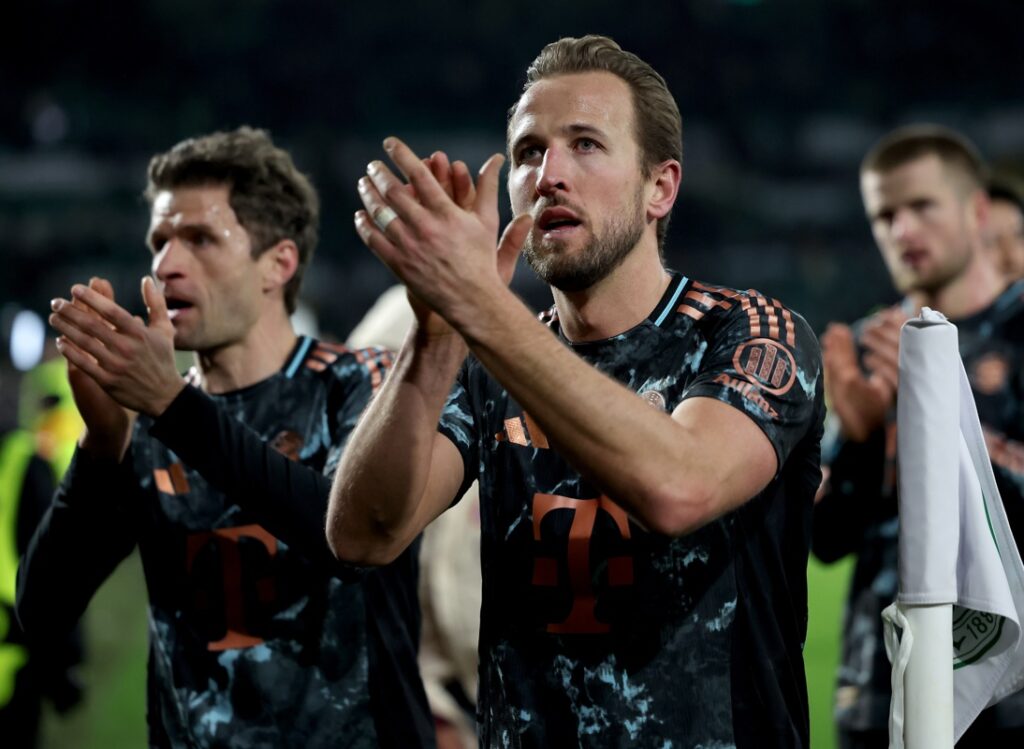 Harry Kane celebra su triunfo con el Bayern Múnich ante el Celtic en Champions League.