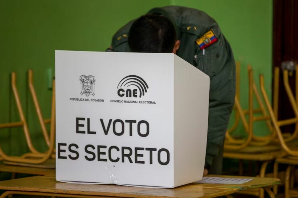Los ecuatorianos volverán a las urnas el domingo 13 de abril de 2025