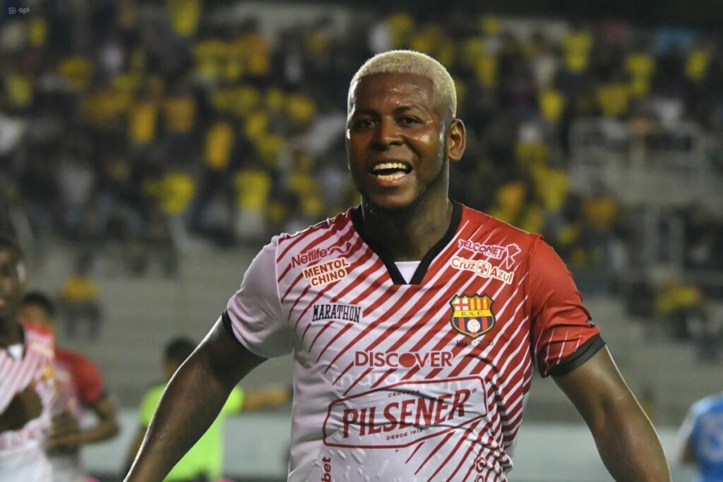 Gabriel Cortez con el Barcelona SC en un partido de la pretemporada 2025.