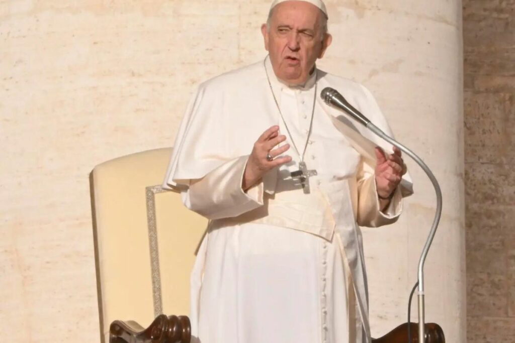 Papa Francisco durante uno de sus discursos.