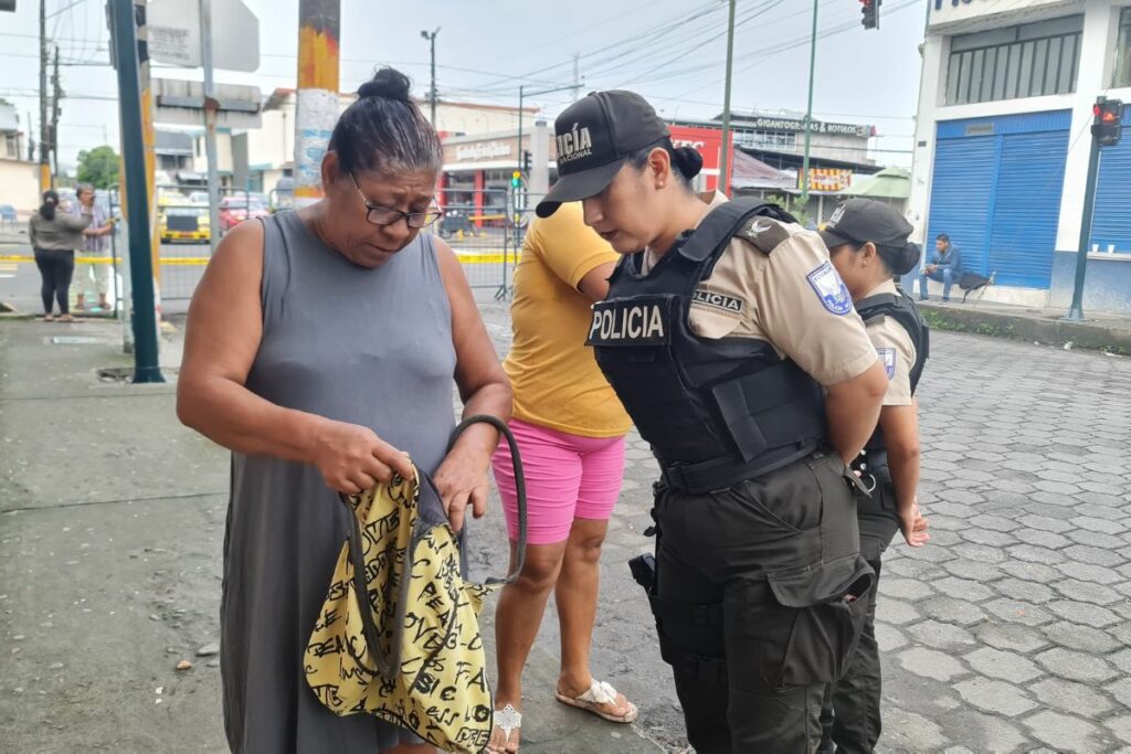 La Policía Nacional ejecutó operativos en el día de elecciones.