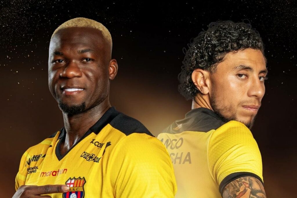Los jugadores Joao Rojas y Felipe Caicedo (der.) estarán con Barcelona en la Noche Amarilla Quito. Los toreros se medirán ante los chullas del Deportivo Quito.
