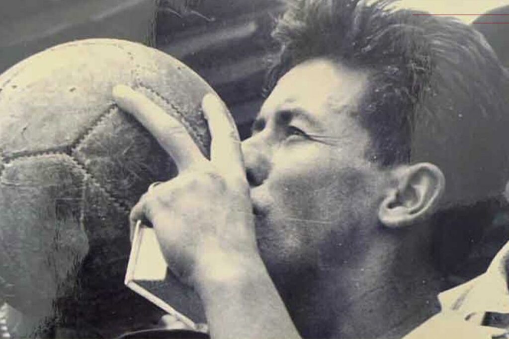 Gonzalo Pozo Ripalda, una de las grandes figuras del Aucas en su historia. El estadio oriental lleva su nombre.