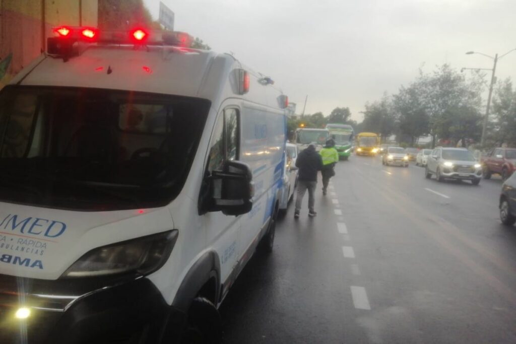 Un siniestro de tránsito se registró a la altura de la Autopista General Rumiñahui.