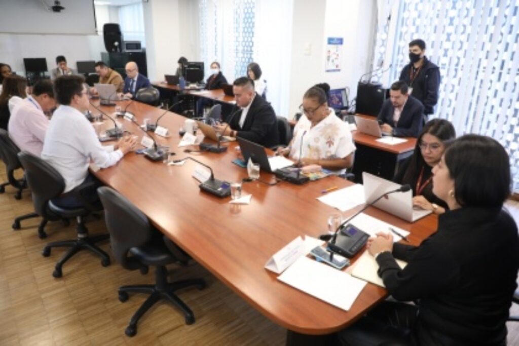 La Comisión de Transparencia y Participación Ciudadana aprobó el informe para primer debate del proyecto para mujeres emprendedoras.