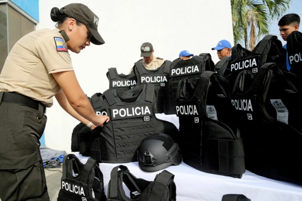 Policías están destinados a seguridad de candidatos presidenciales.