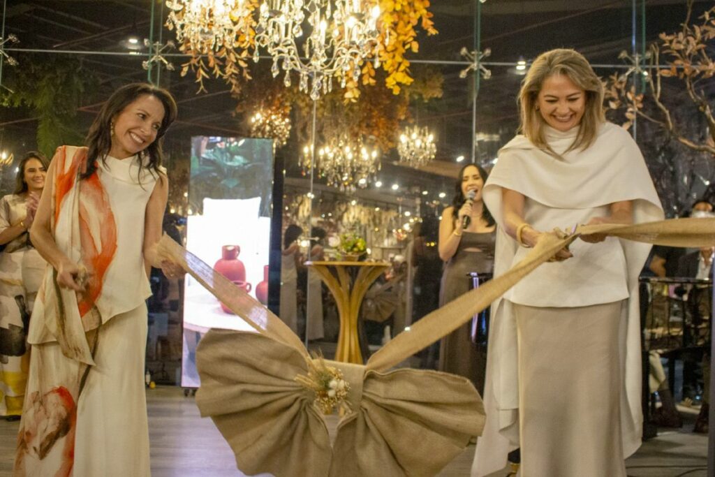 Ambiente, una marca más de Farmaenlace, de origen colombiano con más de 20 años de trayectoria en diseño y decoración, abre sus puertas en Ecuador. Cortesía
