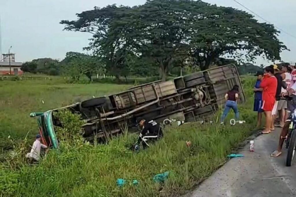 El siniestro se registró en la vía Babahoyo-Montalvo, la mañana del domingo 23 de marzo de 2025. Cortesía
