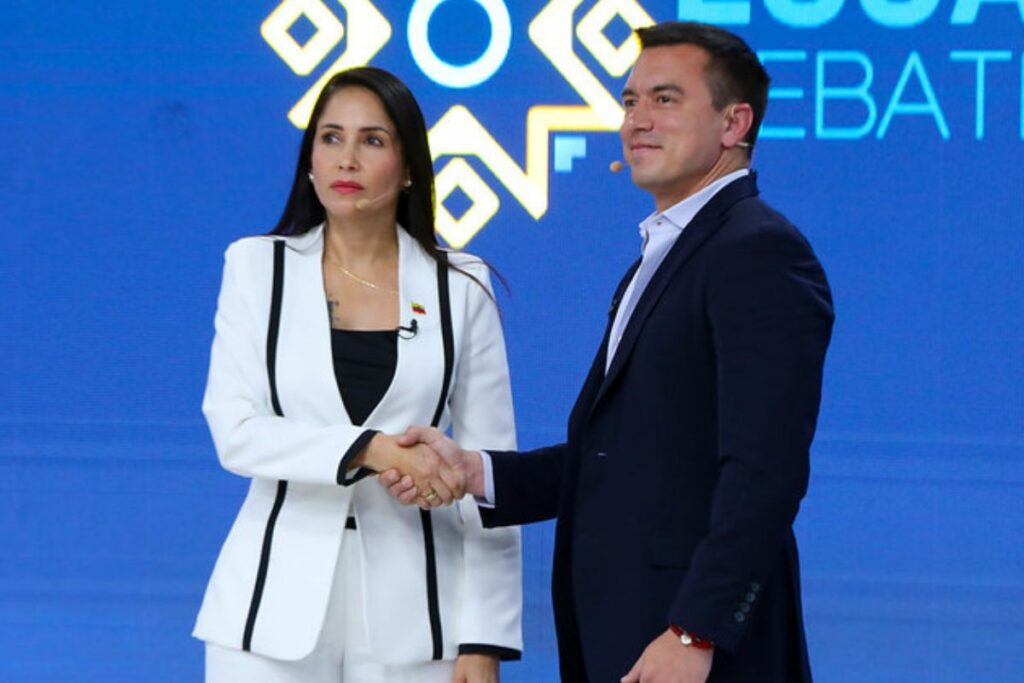 Luisa González y Daniel Noboa se encontraron en el debate de segunda vuelta, este 23 de marzo.