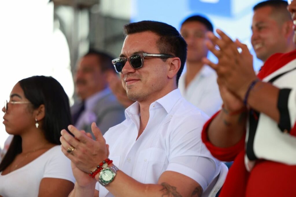 Daniel Noboa participó en la presentación de Valoración Docente, en Guayaquil.