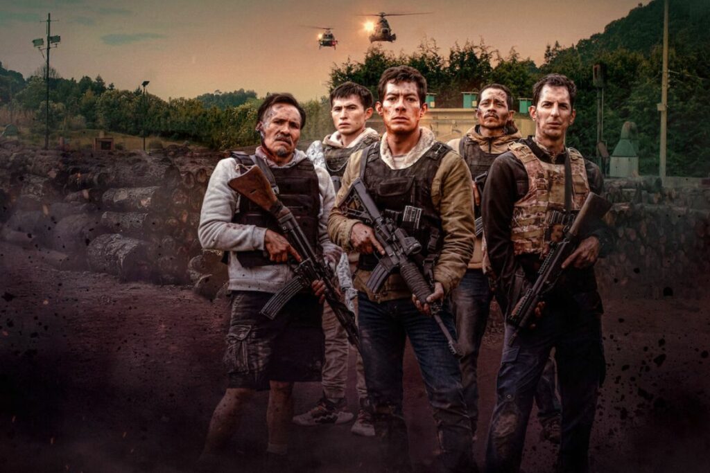 Escena de 'Contraataque', la película mexicana que ha conquistado Netflix con su intensa trama de acción y suspenso.