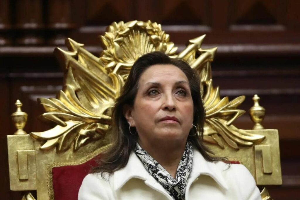 Dina Boluarte, presidenta de Perú, en una fotografía de archivo.