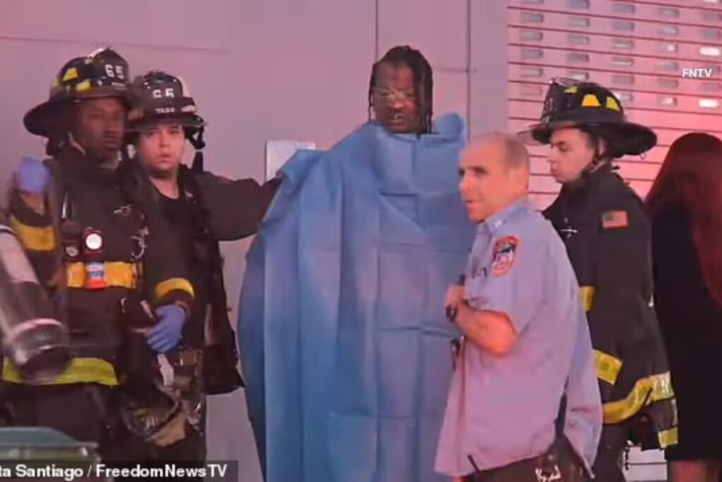 La víctima fue llevada al presbiteriano de Nueva York Cornell. Estaba en un estado estable, según la policía. Foto: Captura de Freedom News TV